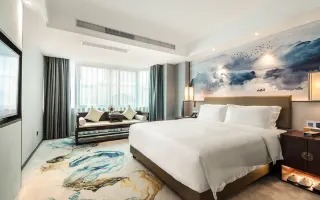 Rezen Dong Hotel (Shenzhen Huaqiangbei)