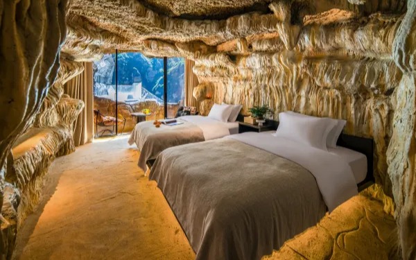 MoYe | Snow Mountain Cliff Hotel (Shangri-La Tiger Leaping Gorge Hotel)