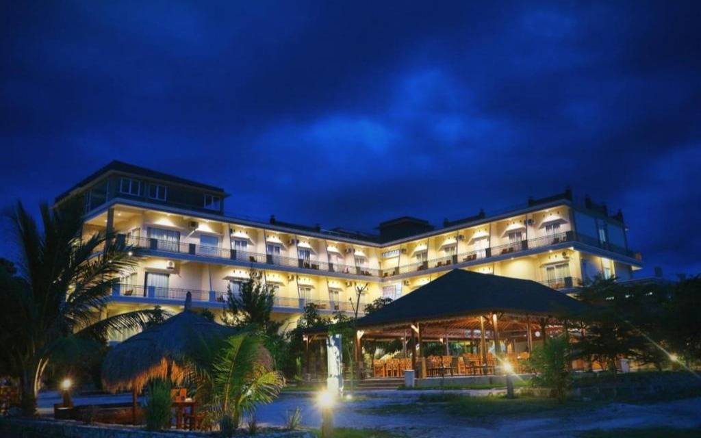 Padadita Beach Hotel