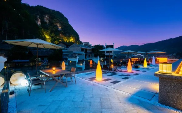 Zhenyuan Mountain and River B&B