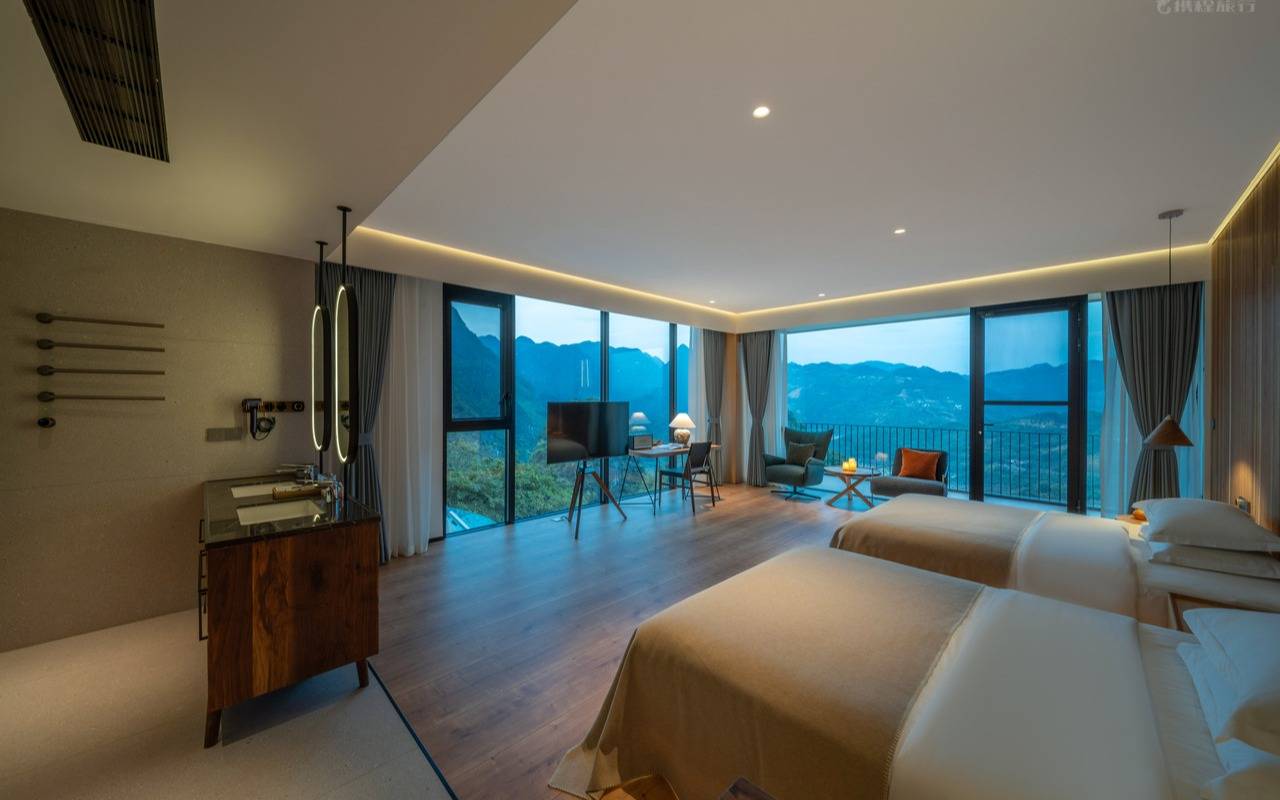 Wanfeng Lake Fengxi · Cave | Hidden Luxury Jin Homestay