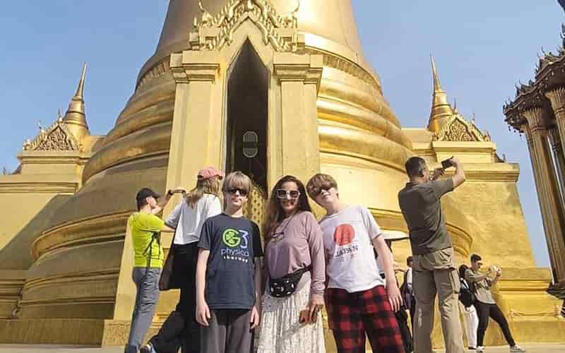 8-Day Private Thailand Family Tour: Bangkok & Chiang Mai Cultural Journey with Elephant Experience