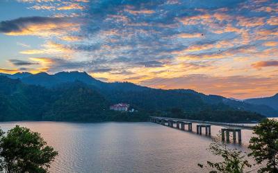 Temenggor lake