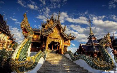 Grand Blue temple ( Wat Baan Den) 