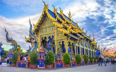 Chiang Mai Blue Temple （Wat Rong Suea Ten）