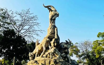 Yuexiu Park & Five Rams Statue