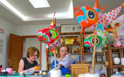 Traditional Fish Lantern Making Experience