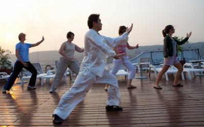 Trace Imperial To Modern China With Yangtze Cruise with family