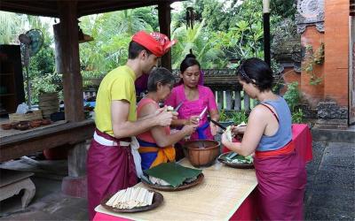 Preparing Balinese Recipes 