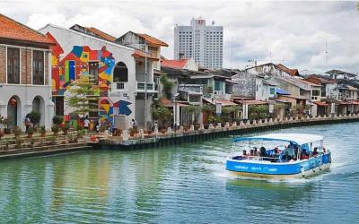 Melaka River