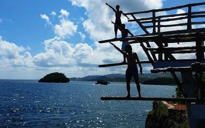 5 different levels of cliff jumping