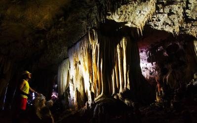 Tundan Cave