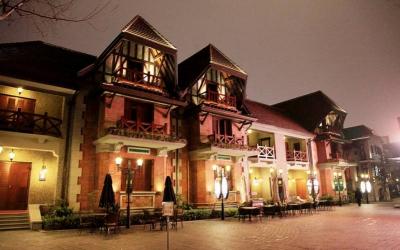 Sinan Mansions