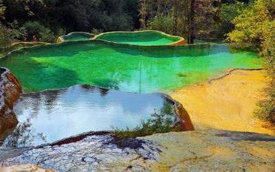 Five-Colored Ponds