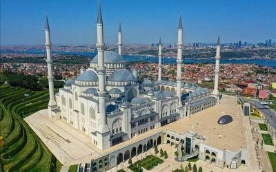 Çamlıca Mosque